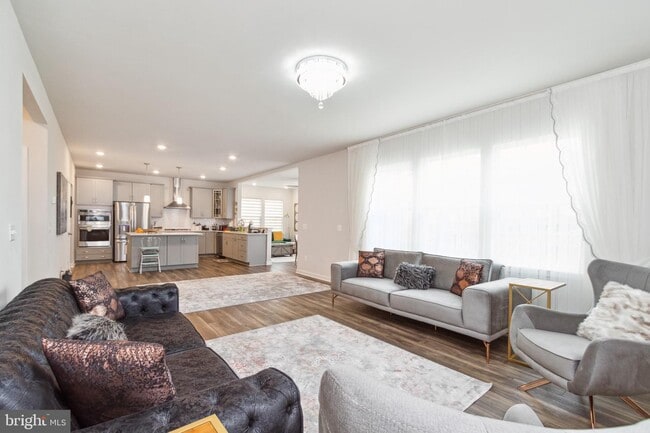 Building Photo - 2089 Whithorn Hl