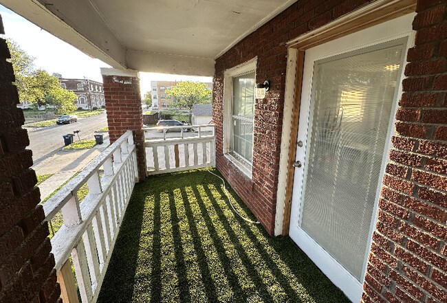 Foto del edificio - 3317 Avenue G