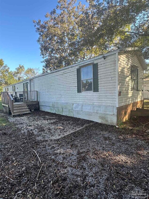 Foto principal - 2866 Pine Forest Rd