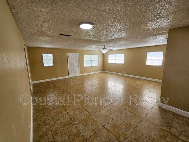 Foto del edificio - 4018 W Laurel St