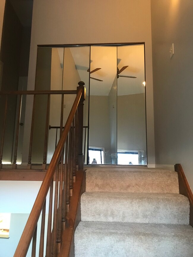 Building Photo - 2018 Yorktowne Dr