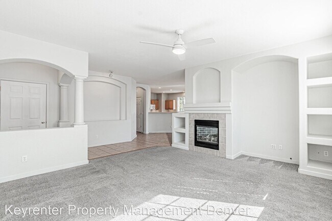 Building Photo - 2 br, 2 bath House - 8968 Fox Drive 2-104