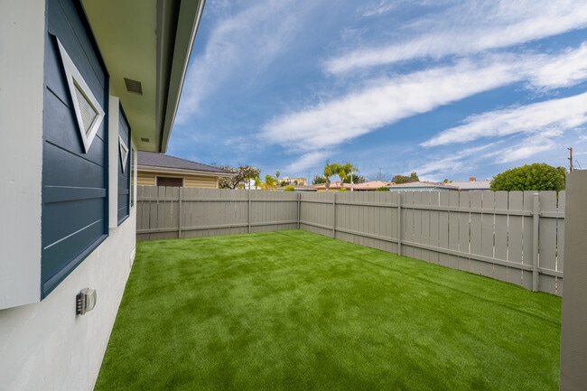 Building Photo - 5737 Dorothy Dr