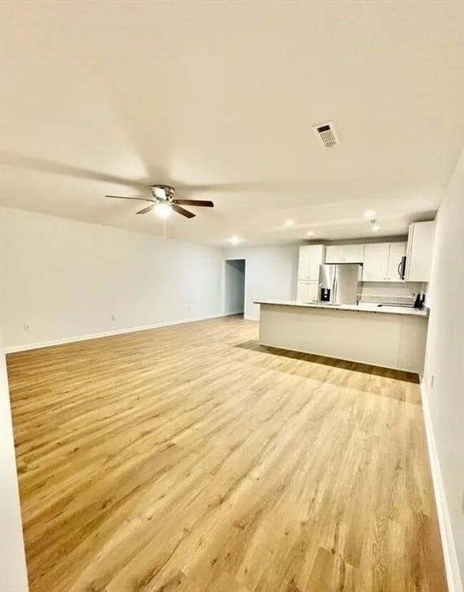 Building Photo - 177 S Spring View Dr