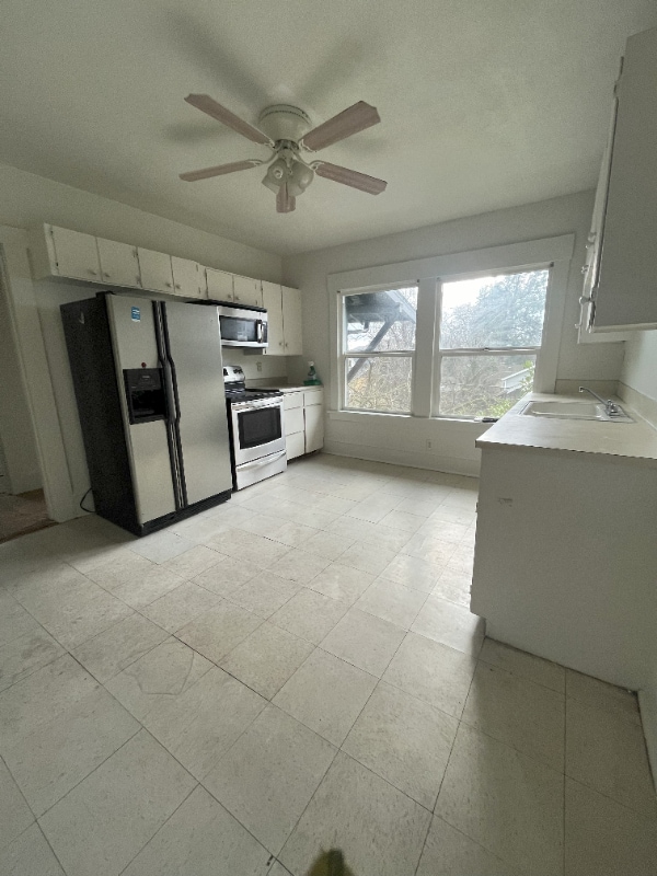 Primary Photo - 3904 N Albina Ave