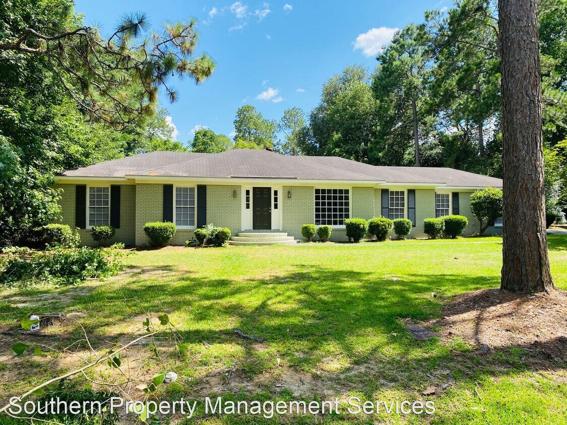 4 br, 2 bath House 114 Greenbriar Trail House for Rent in