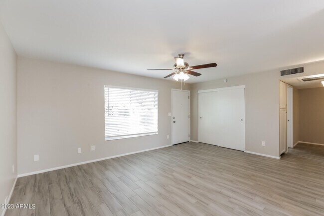 Foto del edificio - 5122 E Nambe St