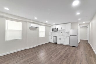 Building Photo - 1156 Angle Rd