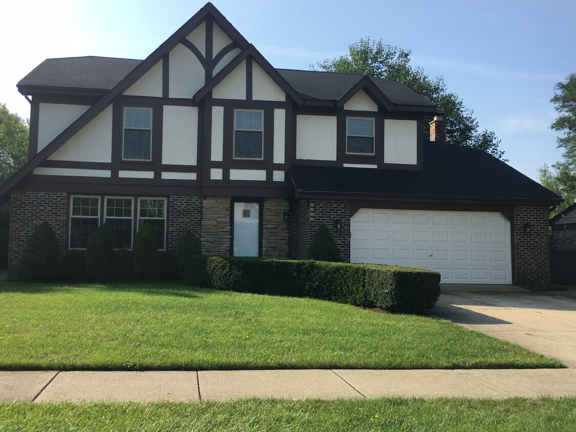 Foto principal - 3625 Russett Ln