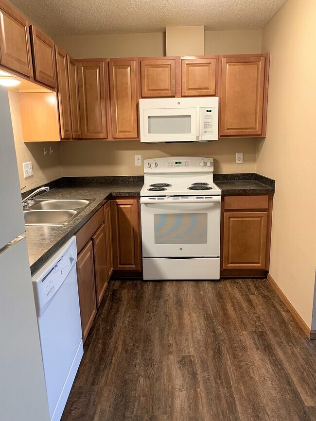 1015 6th St SE Unit 202, Valley City, ND 58072 Apartment for Rent in