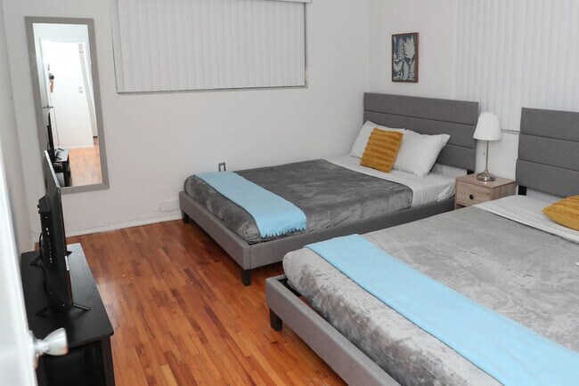 Foto del edificio - 219 Antilla Ave