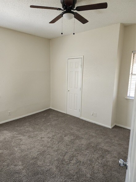 Foto del edificio - 3265 W Camp Wisdom Rd