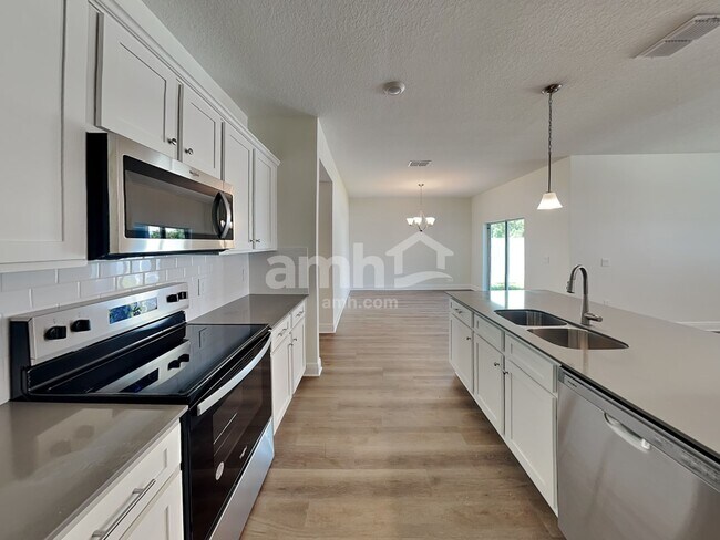 Foto del edificio - 1134 Heavenly Dr