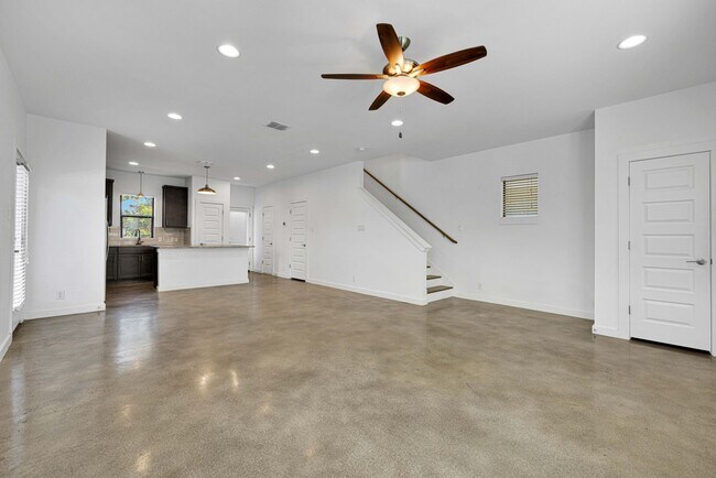Foto del edificio - 1162 N Olive St