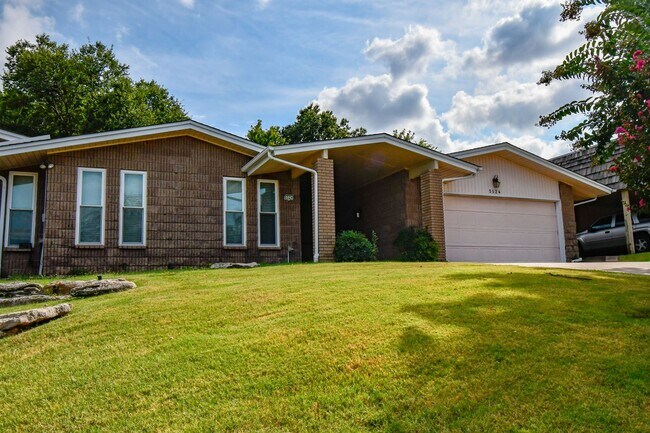 Foto del edificio - Charming 3-Bedroom Home in the Warrenton Neighborhood!