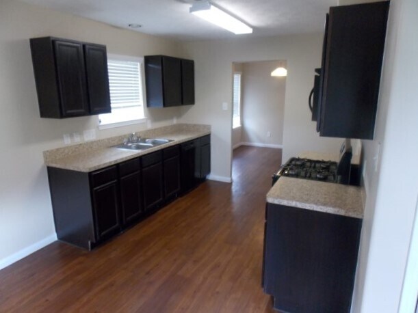 Building Photo - 13322 Ambrosa Drive
