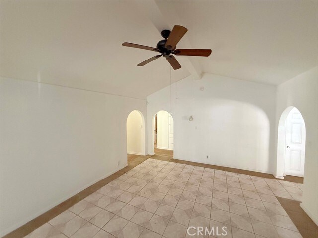 Foto del edificio - 13474 Hubbard St