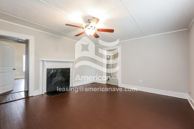 Building Photo - 229 Poole St