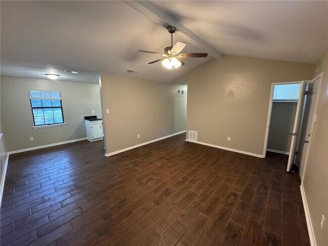Foto del edificio - 11230 Renee Ct