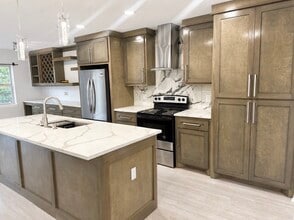 Building Photo - 14401 Misty Meadow Ln