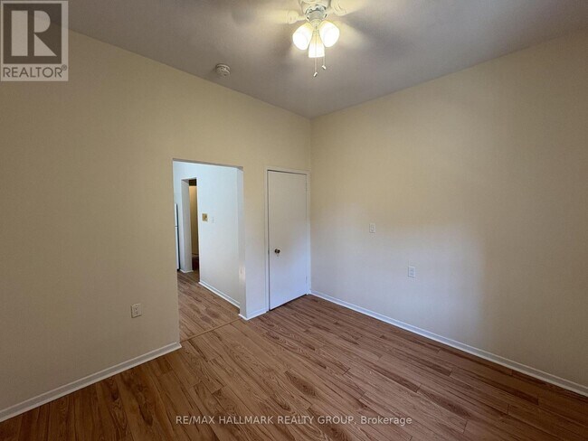 Building Photo - 307 Dalhousie St