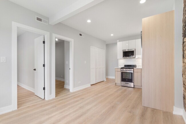 Foto del edificio - 1554 W Juneway Terrace