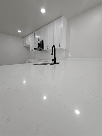 Foto del edificio - 3254 Matthews Dr