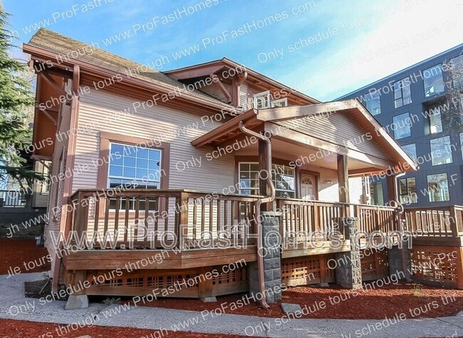 Foto del edificio - 3232 N Michigan Ave