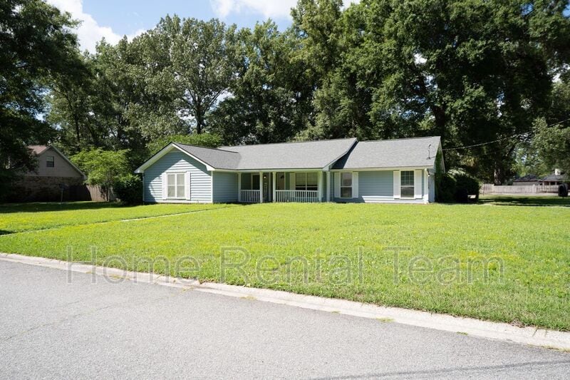 Building Photo - 251 Boyd Dr