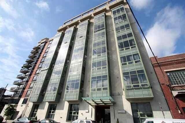 Foto del edificio - 689 Marin Blvd