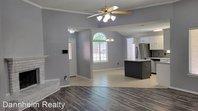 Foto del edificio - 3 br, 2 bath House - 10610 Boston Ave