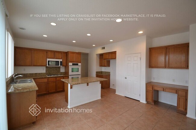 Foto del edificio - 42251 Westminster Way