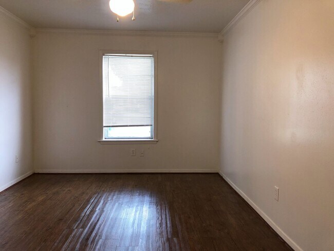 Building Photo - 3612EL