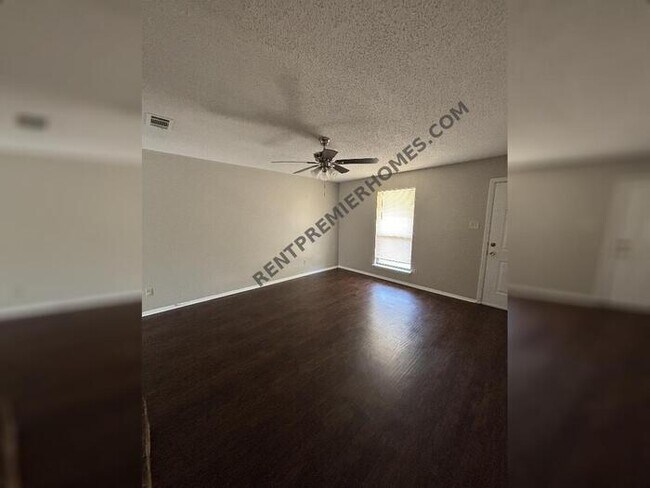 Building Photo - 181 Wildflower Dr