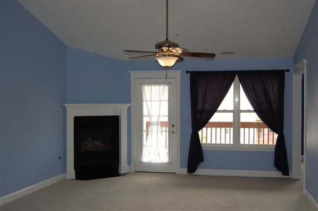 Building Photo - 1388 Heatherwood Ln
