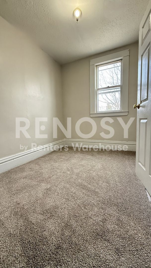 Foto del edificio - Available Now 2 Bedroom 2 Bath Condo in St. Paul