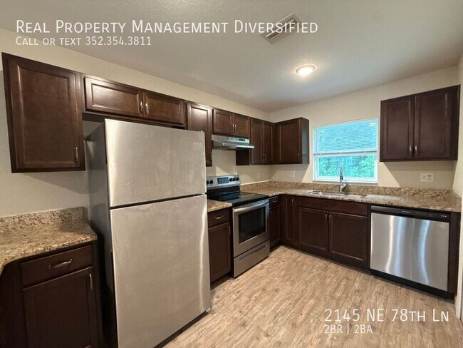 Foto del edificio - 2145 NE 78th Ln