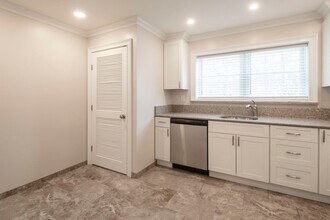 Interior Photo - The East Hill