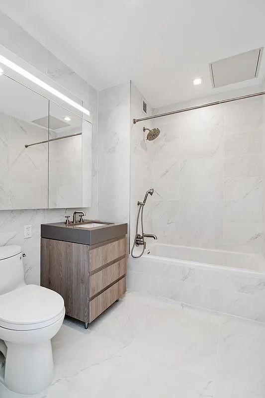 Building Photo - 2 bedroom in NEW YORK NY 10010