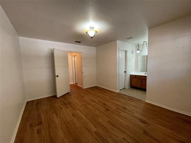 Building Photo - 27 E Mountain Creek Ct