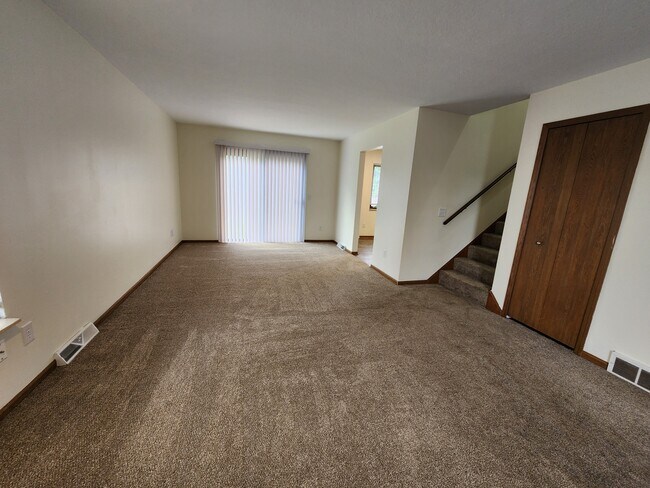 Foto del edificio - 1144 Country Creek Ln