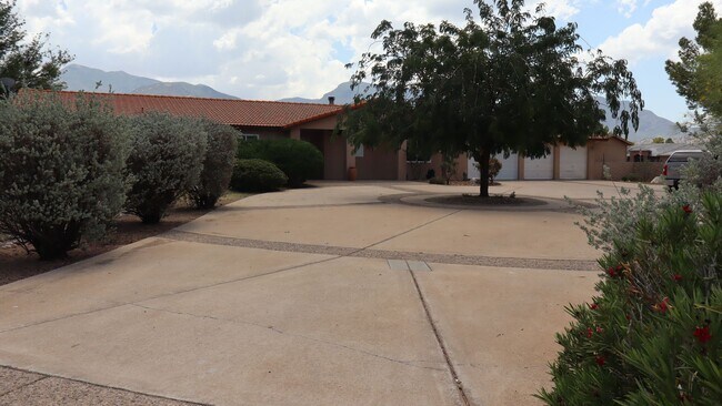 Foto del edificio - inground pool