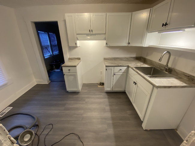 Foto del edificio - 813 N Tuxedo St