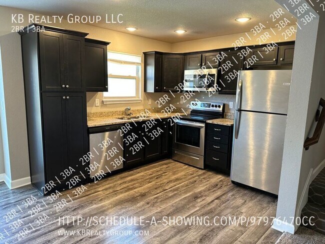 Building Photo - Newer Super 2 Bed Townhome in Belton; Raym...
