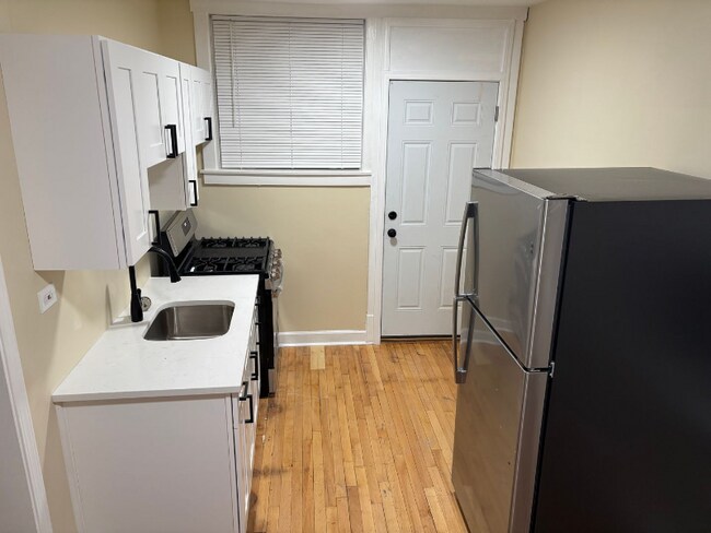 Foto del edificio - 3518 N Long Ave