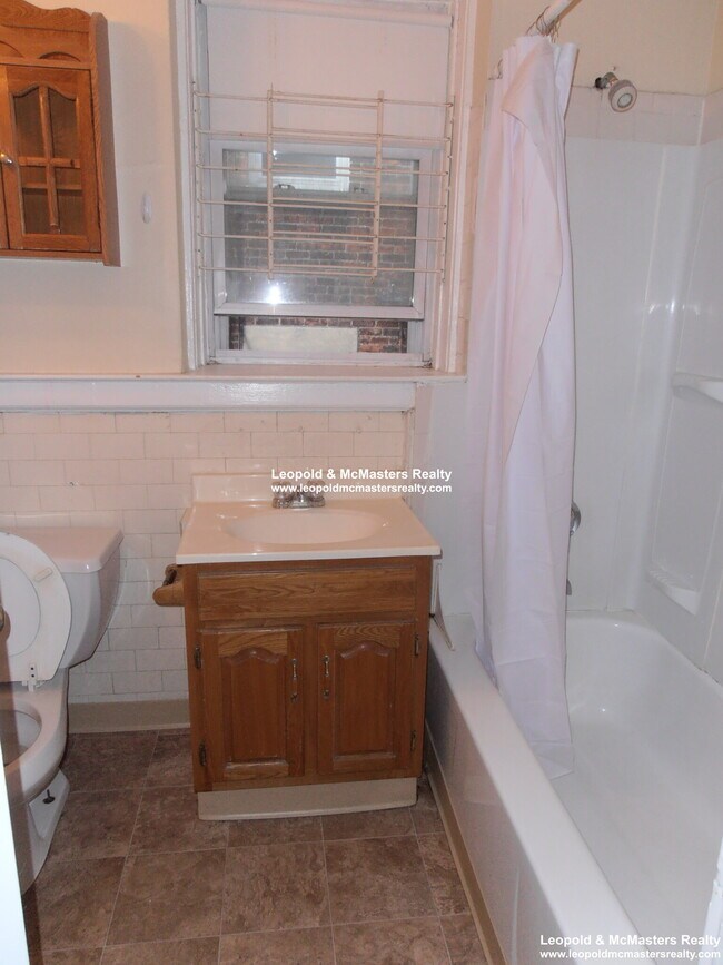 Foto del edificio - 16 Quint Ave