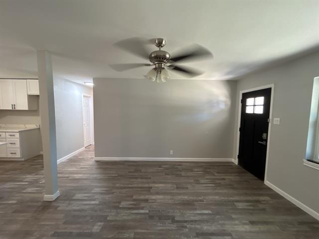 Foto del edificio - 503 W Cedar St