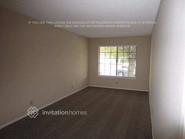 Foto del edificio - 13921 Pheasant Knoll Ln