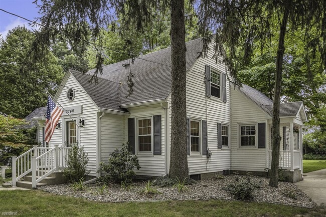 Building Photo - 3 br, 2 bath House - 2740 Fairfield Ave