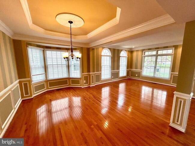 Building Photo - 42650 Nations St